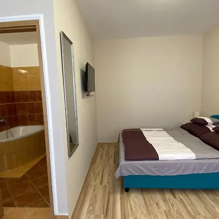 Korall Appartamento Balatonfůzfő