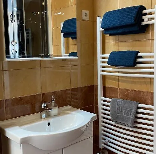 Korall Apartament *