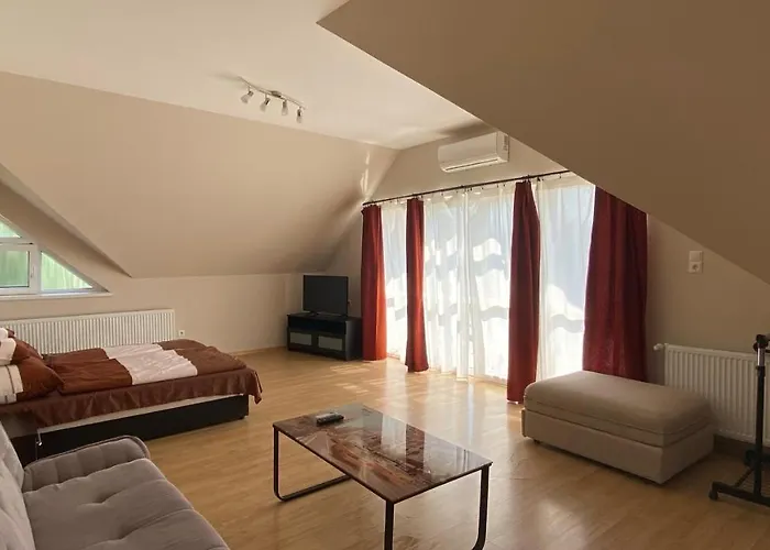 Korall Apartament *