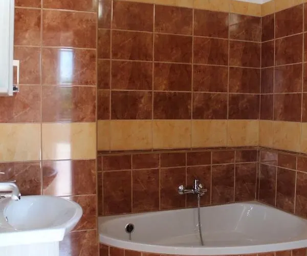 Korall Apartment Balatonfůzfő
